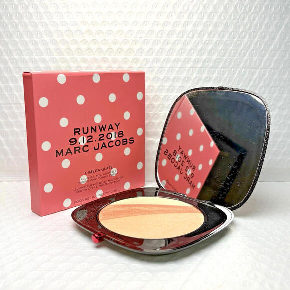 Marc Jacobs Other - Marc Jacobs O!Mega Glaze All-Over Foil Luminizer Illuminator 102 Tantric‎